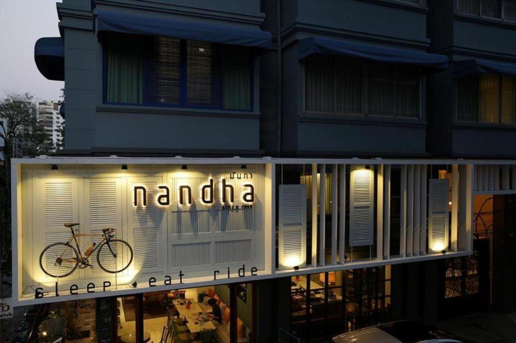 Nandha Hotel Bangkok Exterior foto